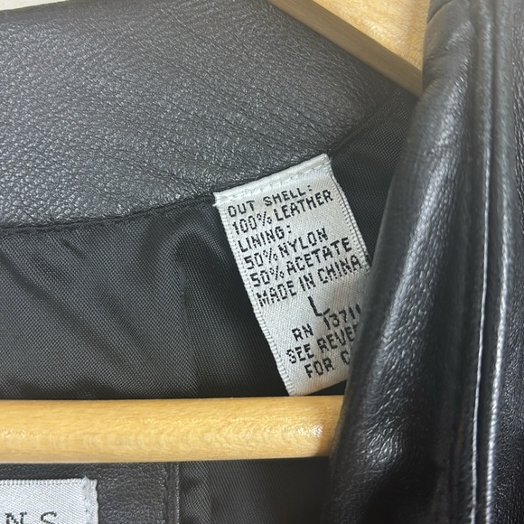 Valerie Stevens - New Zealand Lambskin Black Leather (SOFT) Jacket; Size L - Picture 5 of 13